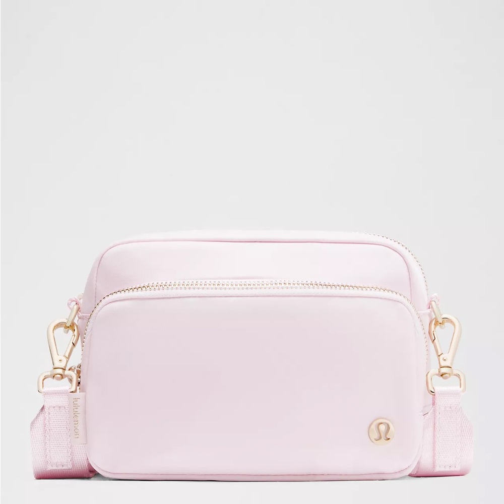 Lululemon Everywhere Crossbody Bag 2L Metal Hardware- Blissful Pink/Gold